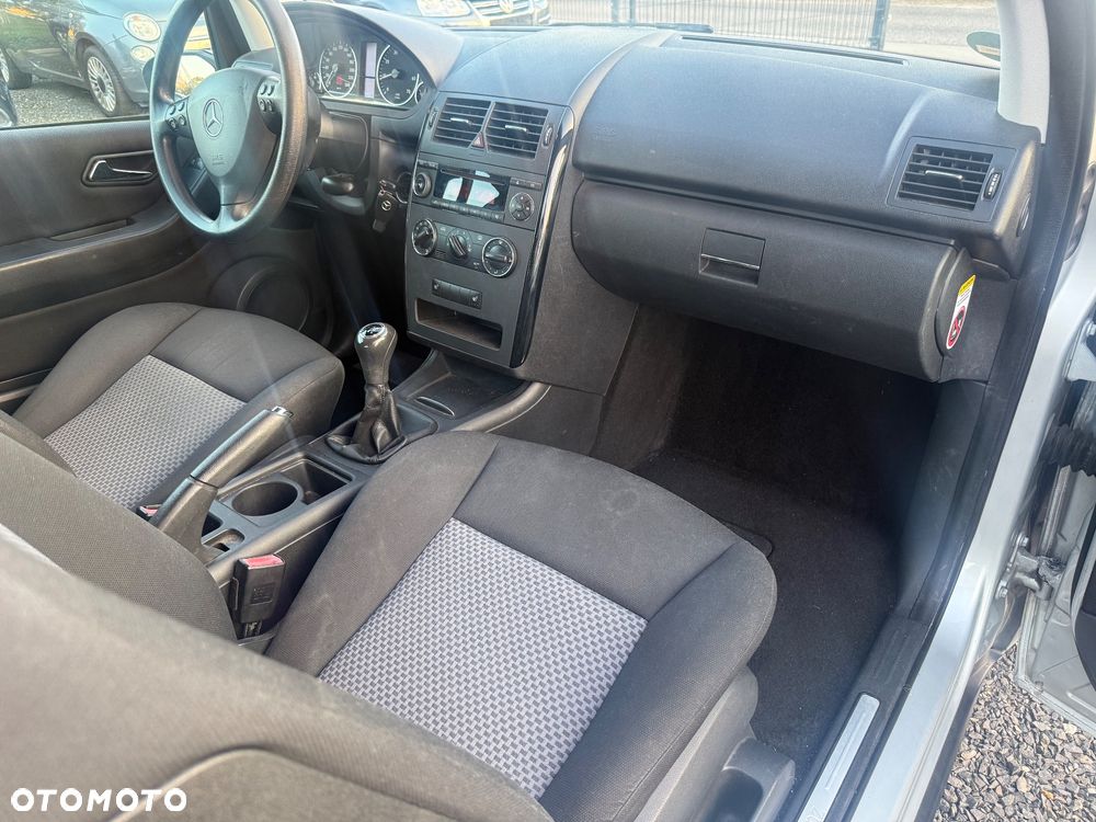 Mercedes-Benz Klasa A 170 Classic - 11