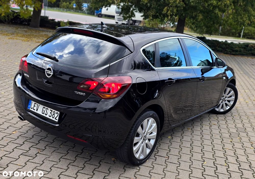 Opel Astra - 18