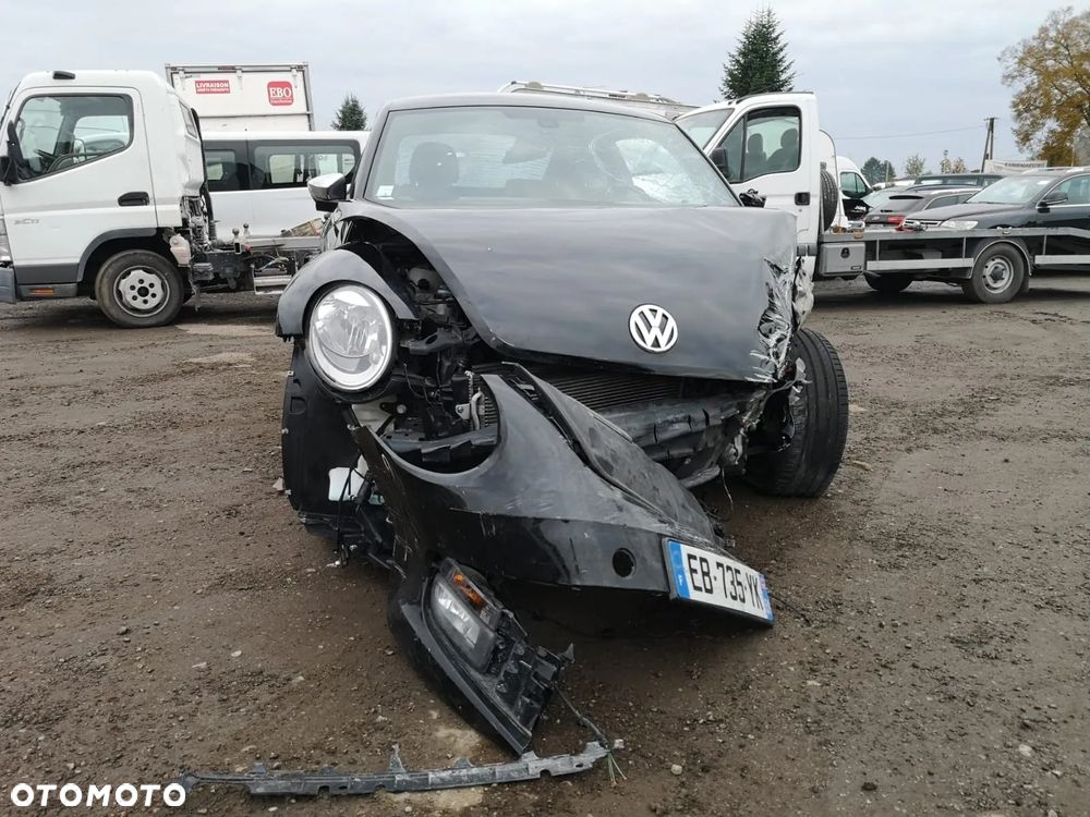 Volkswagen New Beetle - 11