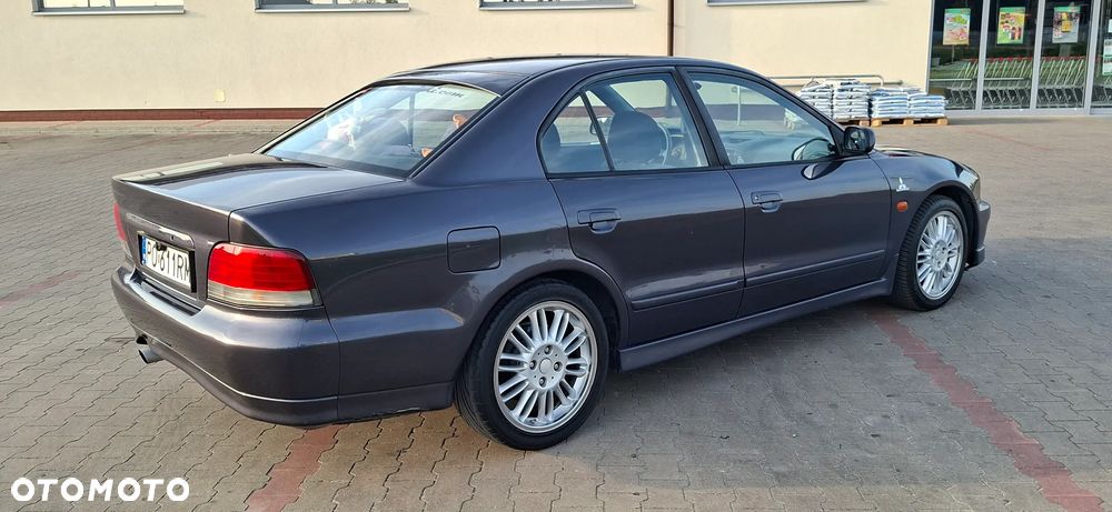 Mitsubishi Galant - 6