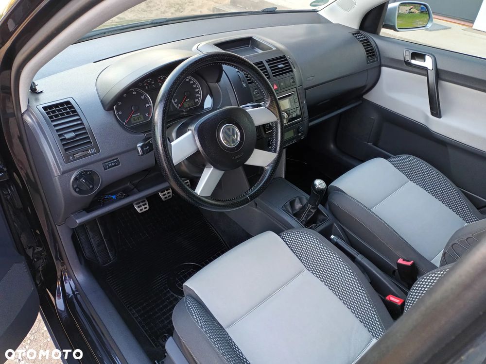 Volkswagen Polo Cross 1.6 - 21