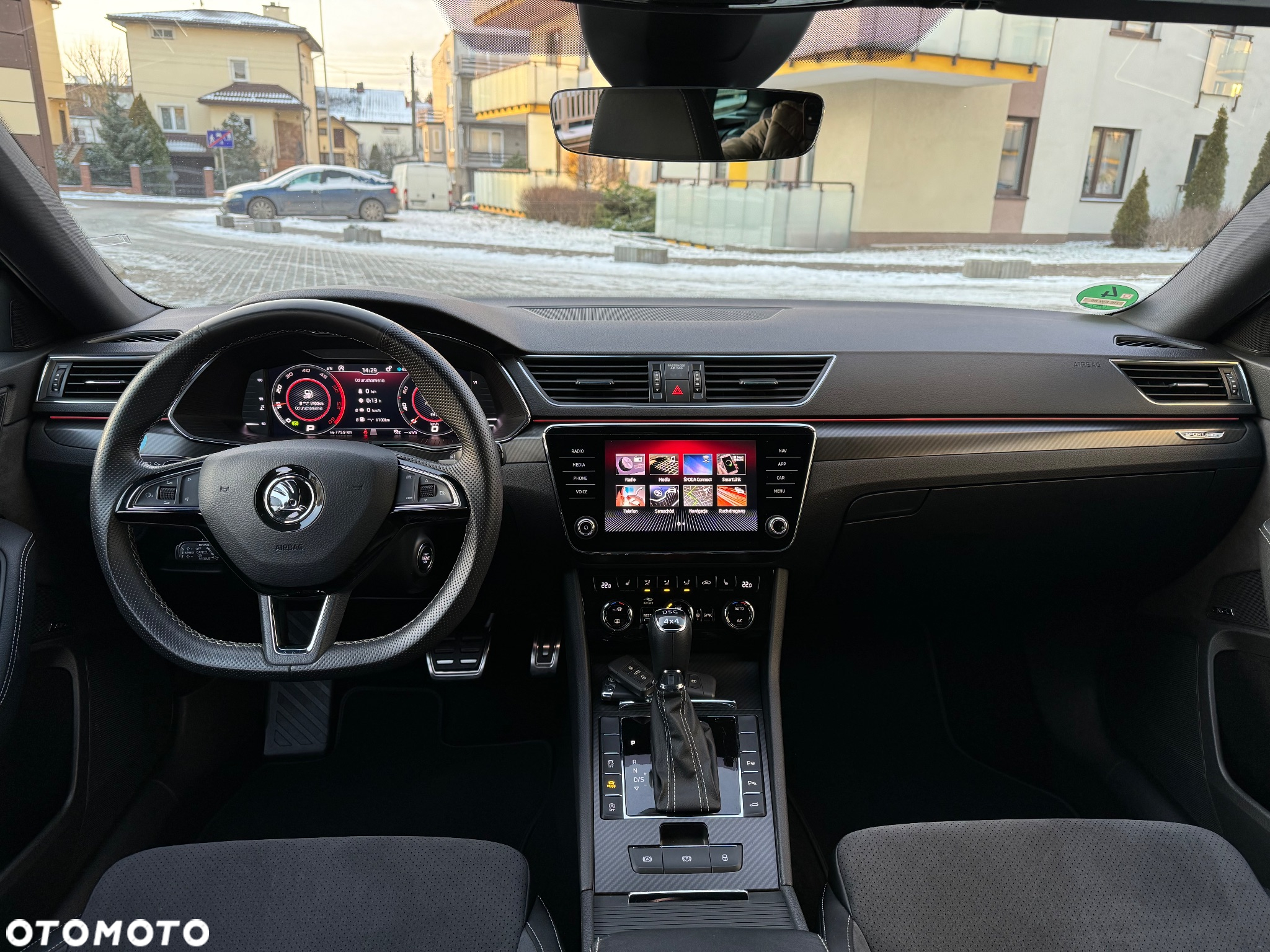 Skoda Superb 2.0 TDI SCR 4x4 Sportline DSG - 23