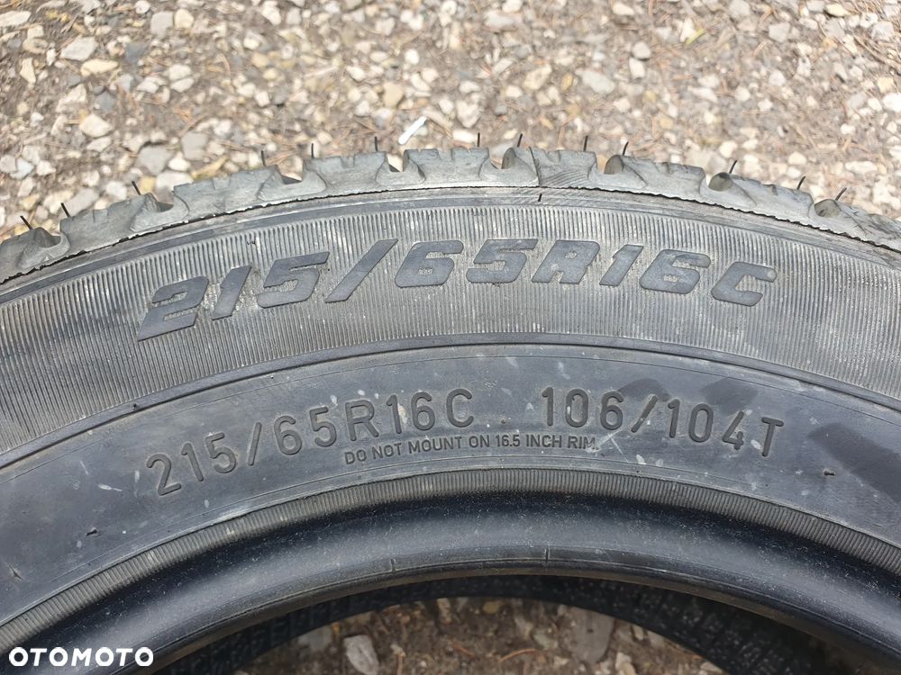 1X 215/65R16C 106/104T Goodyear Cargo Vector 215/65/16C - 4