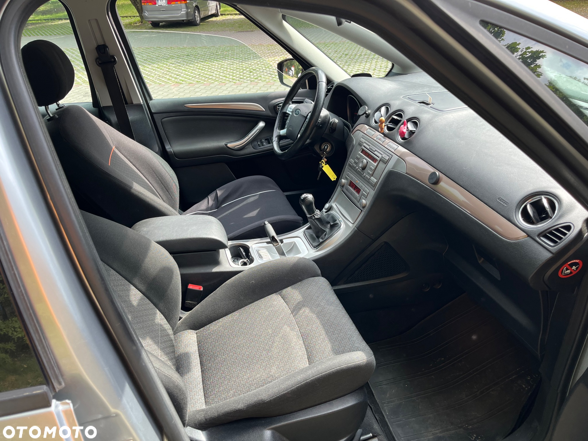 Ford S-Max - 8