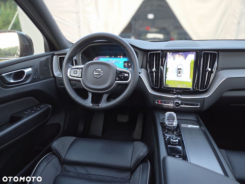 Volvo XC 60 B4 D AWD Ultimate Dark - 15