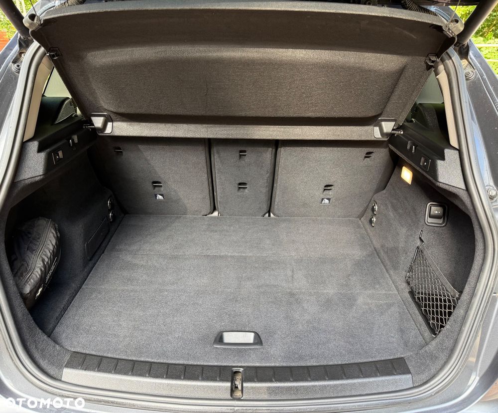BMW Seria 2 216d Active Tourer - 9