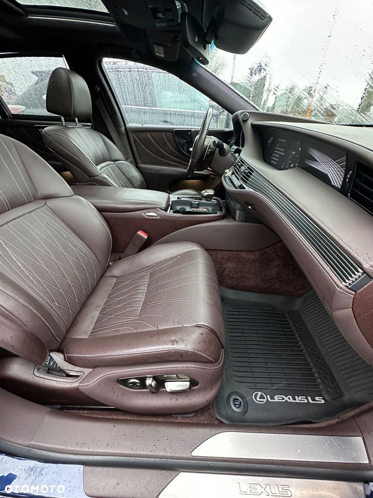 Lexus LS 500 Prestige AWD - 14