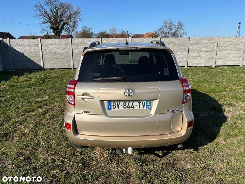 Toyota RAV4 2.2 D-4D 4x4 - 4