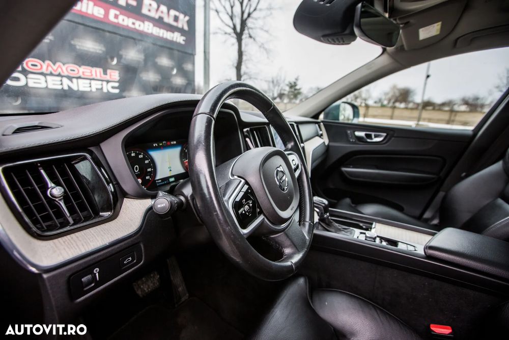 Volvo XC 60 D4 Geartronic Momentum - 17