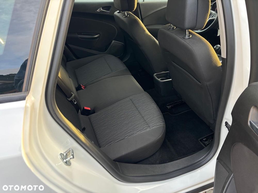 Opel Astra 1.4 Turbo Active - 12