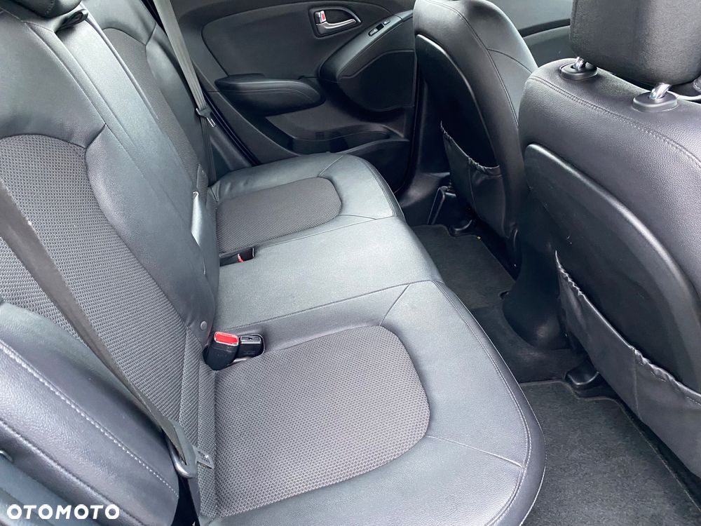 Hyundai ix35 1.7 CRDi 2WD Fifa World Cup Edition - 6