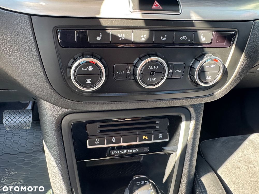 Volkswagen Sharan 2.0 TDI DSG BlueMotion Technology Highline - 18