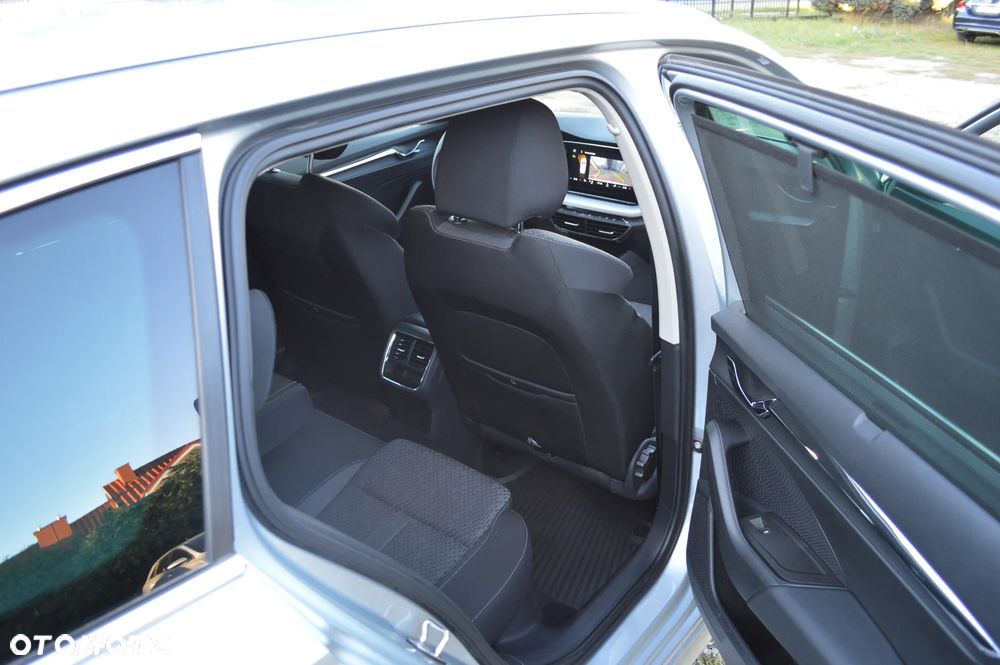 Skoda Octavia 1.5 TSI ACT Style - 19