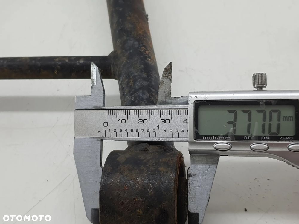 WAHACZ PRZOD DOLNY SWORZEN  TGB BLADE 250 - 8