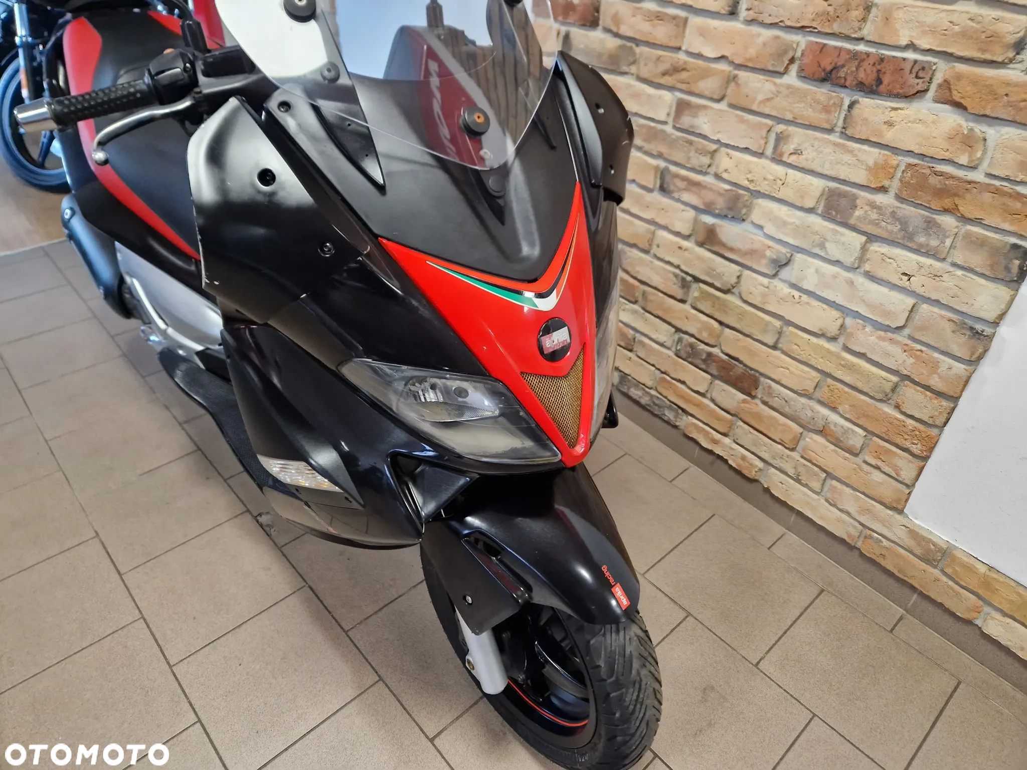 Aprilia SR - 14