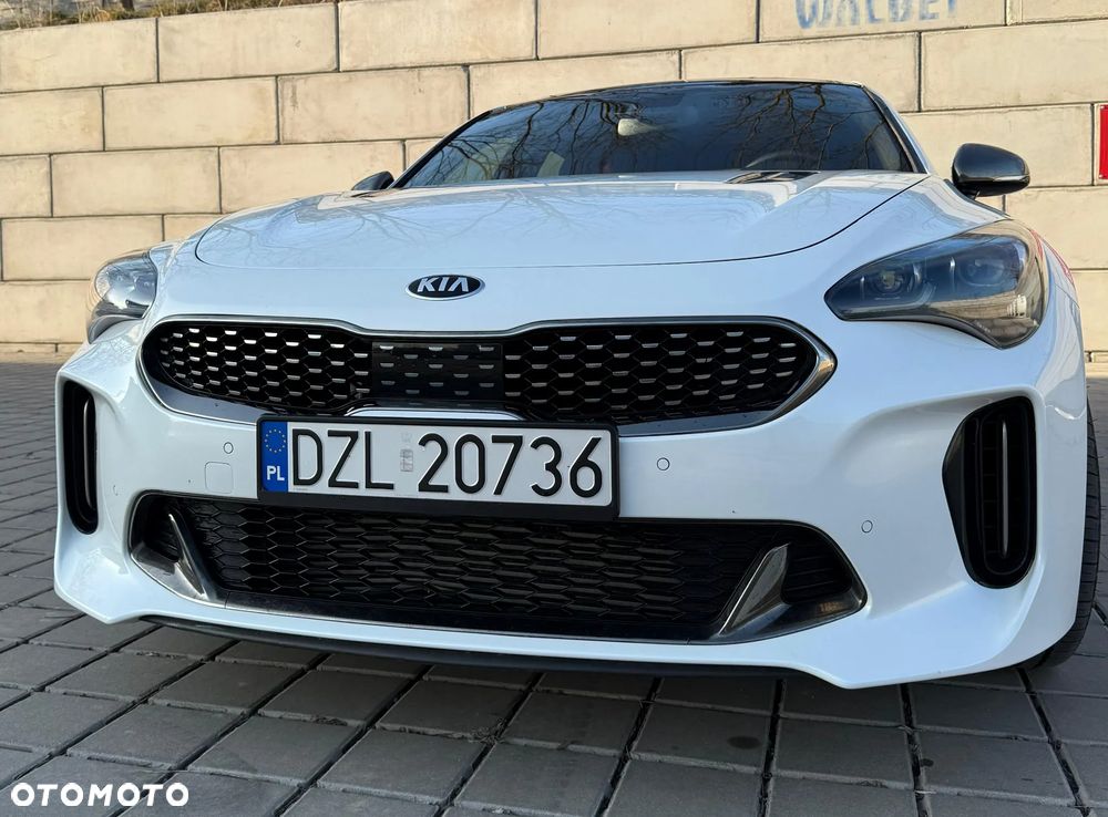 Kia Stinger 3.3 T-GDI V6 GT AWD - 2