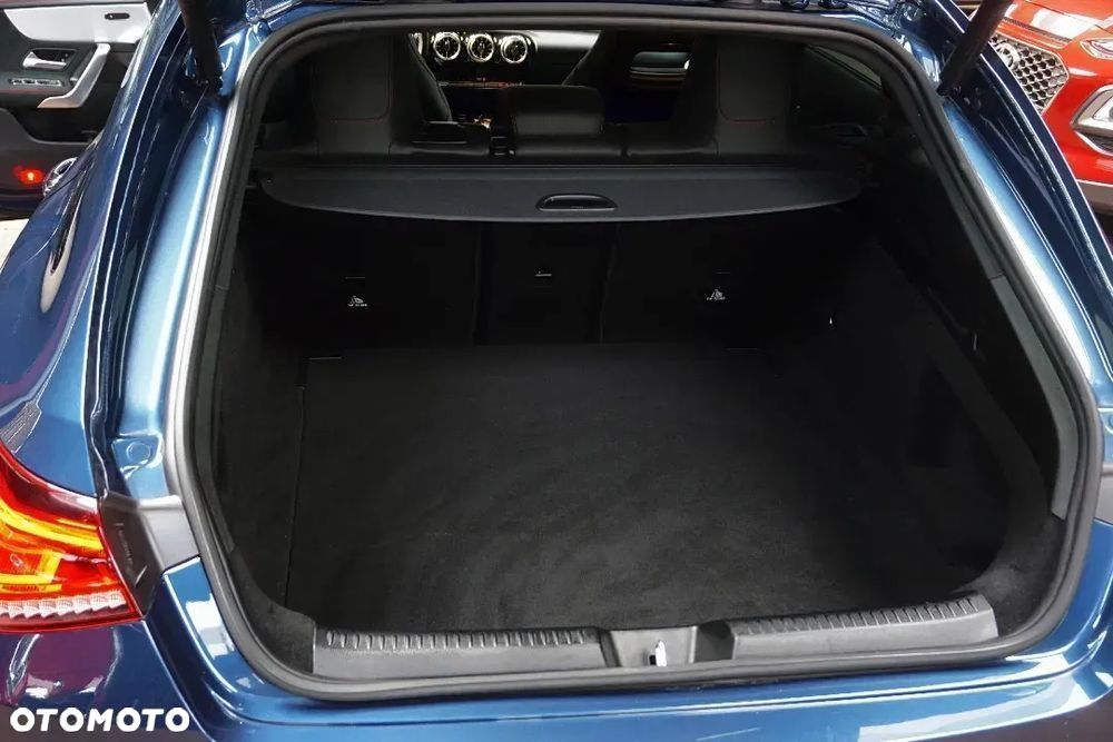 Mercedes-Benz CLA 200 d AMG Line 8G-DCT - 14