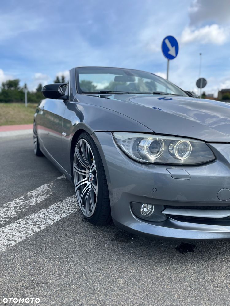 BMW Seria 3 325d - 34
