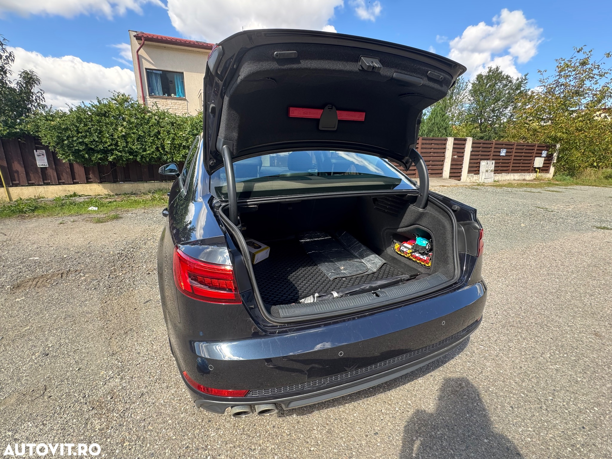 Audi A4 Avant 2.0 40 TDI S tronic S Line - 5