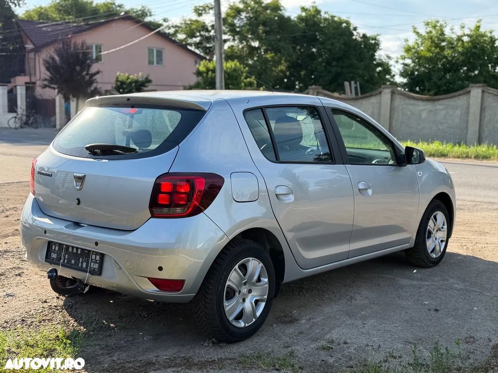 Dacia Sandero 1.0 SCe Laureate - 3