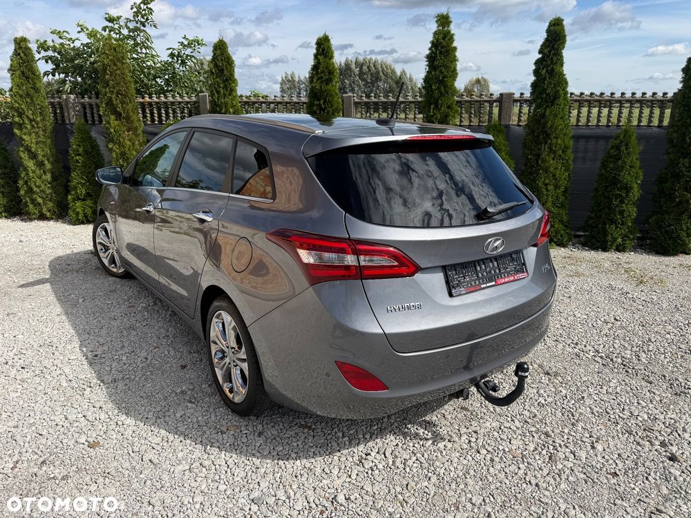 Hyundai i30 blue 1.6 CRDi YES Gold - 7