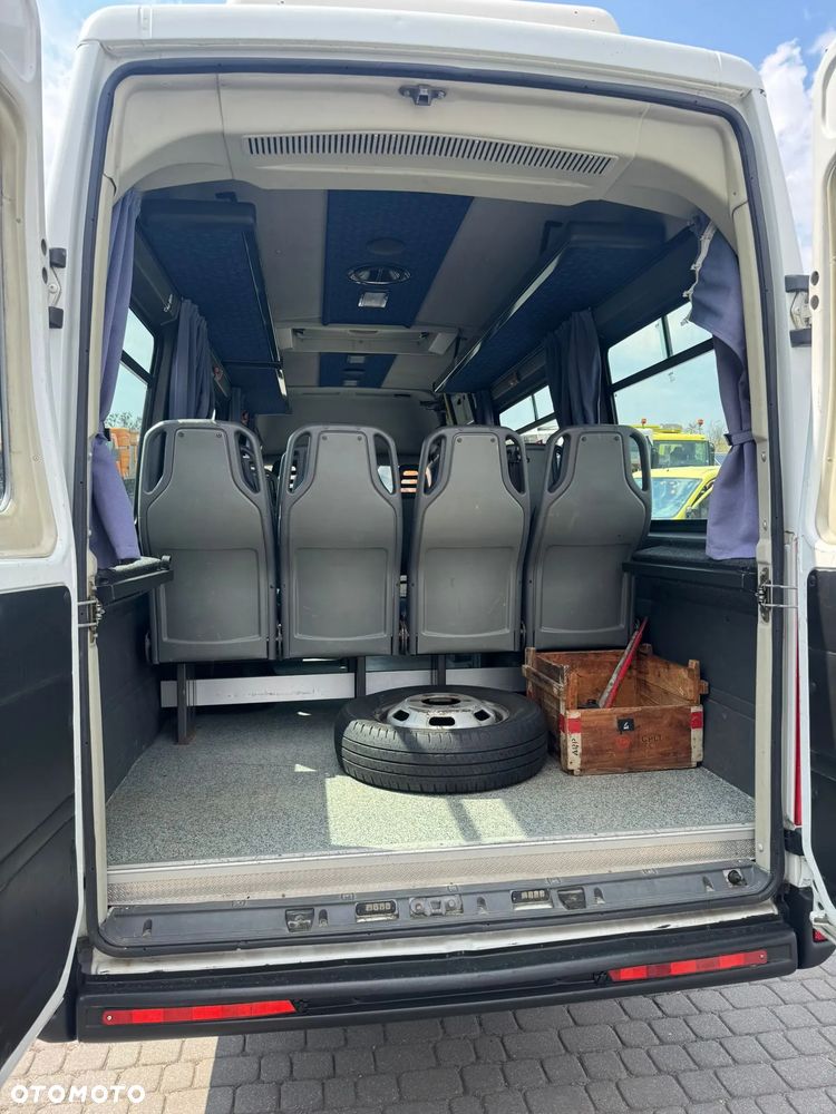 Irisbus Iveco Daily Klima Tylko 157 tyś km z Wojska Francuskiego 17 Osobowy - 10