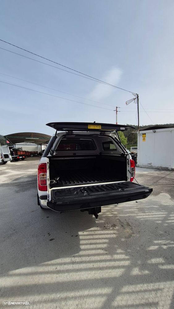 Nissan Navara 2.3 dCi CD 4WD N-Connecta - 7