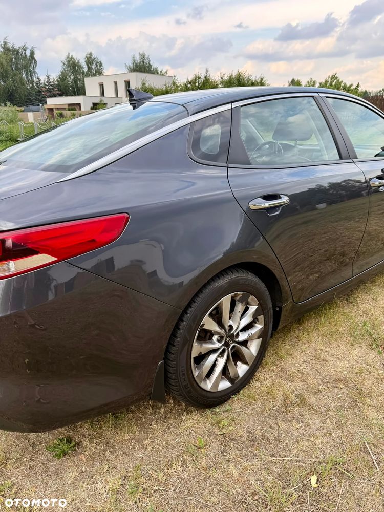 Kia Optima 1.7 CRDI L DCT - 25