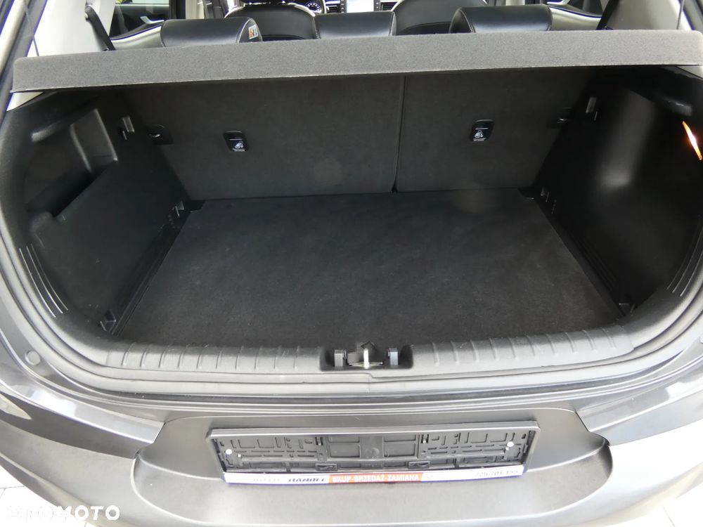 Kia Stonic - 36