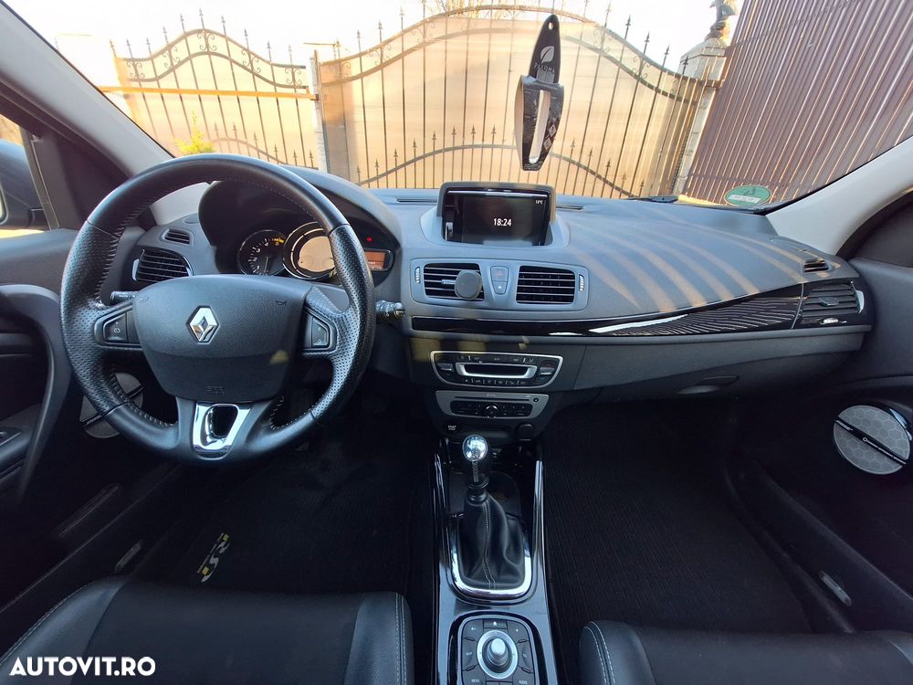 Renault Megane ENERGY dCi 130 BOSE EDITION - 3