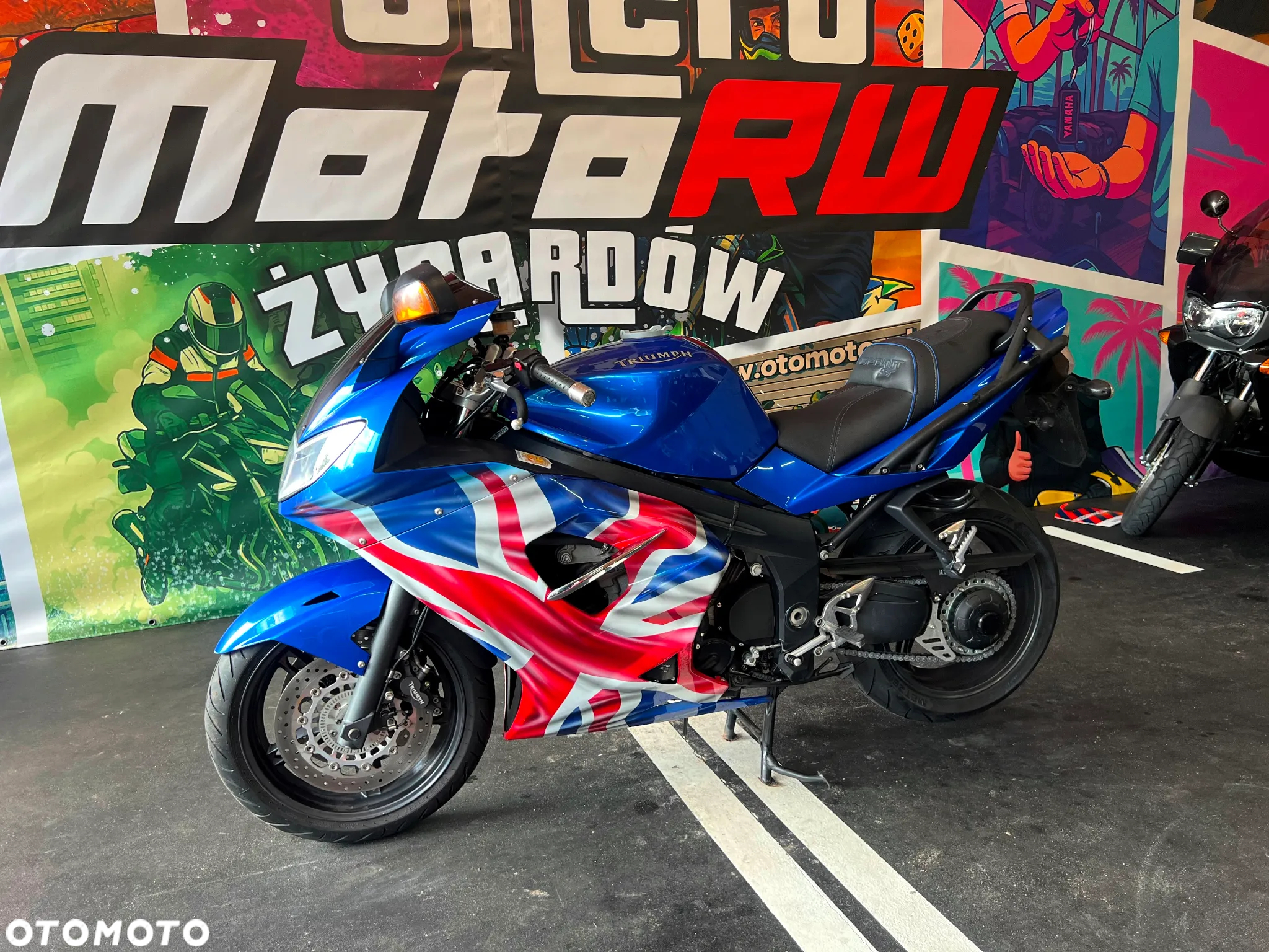 Triumph Sprint - 3