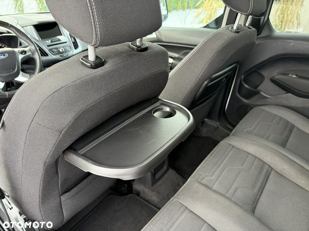 Ford Tourneo Connect Grand - 20