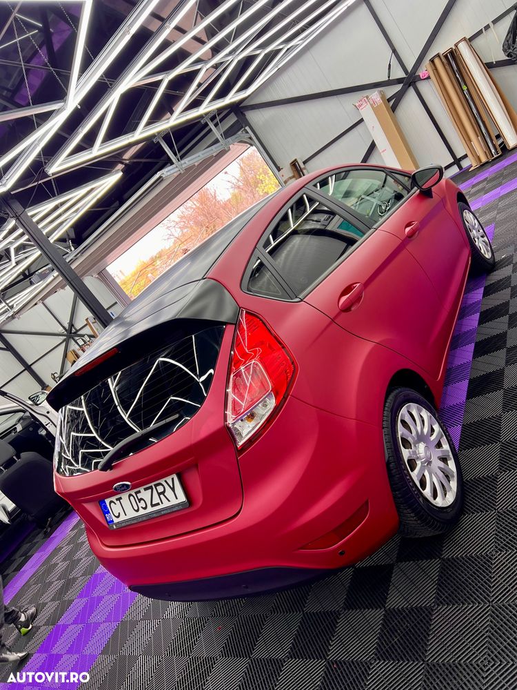 Ford Fiesta - 18