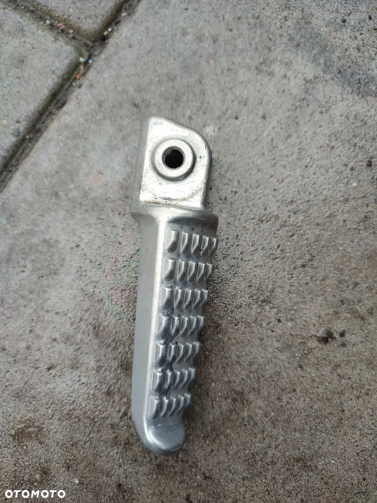 Podnóżek tył, pasażera Kawasaki Z750 Z800 Z1000 ZX6R ZX10R - 1