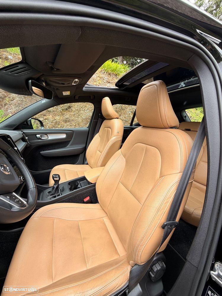 Volvo XC 40 1.5 T3 Momentum - 1