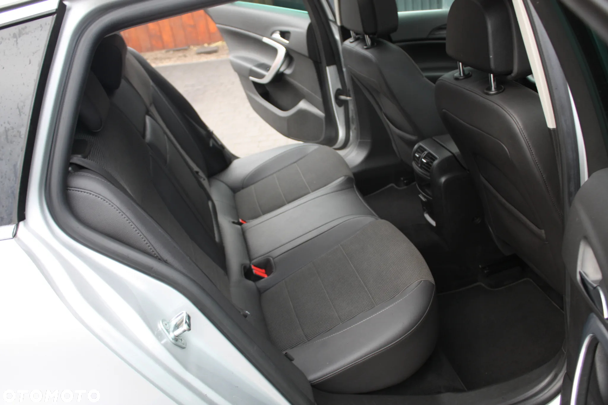Opel Insignia 2.0 CDTI Cosmo - 31