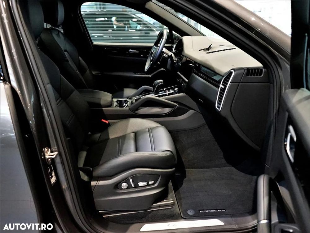 Porsche Cayenne E-Hybrid Tiptronic S - 8