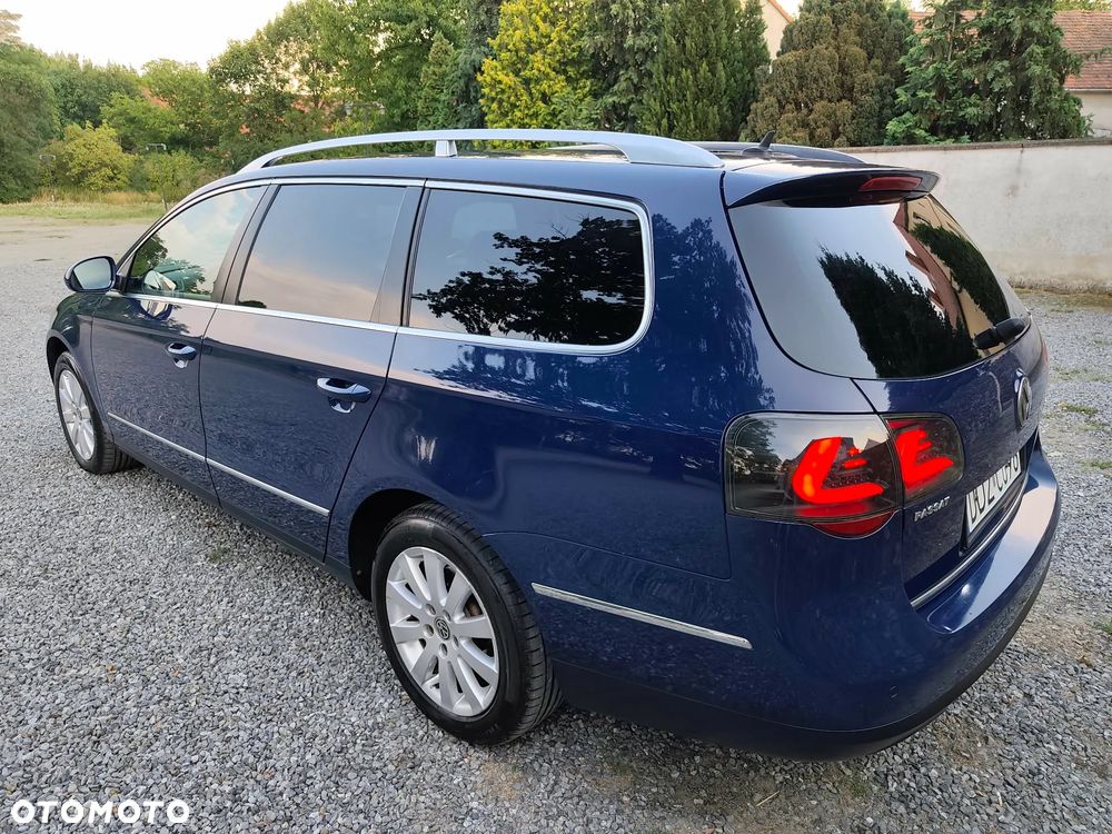 Volkswagen Passat 2.0 TDI Highline - 12