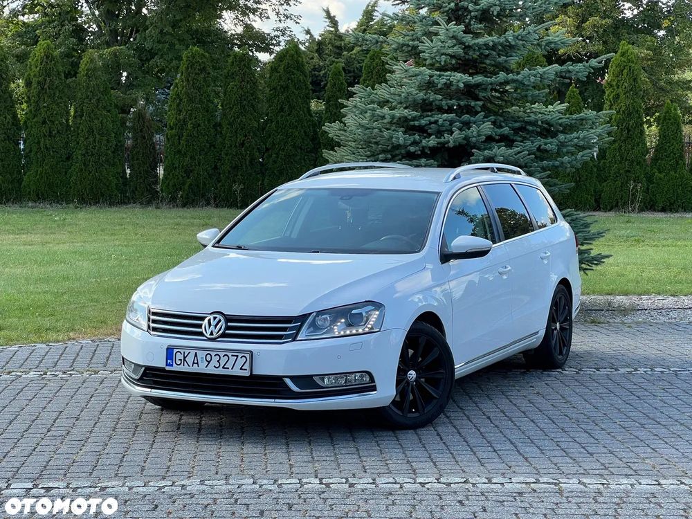 Volkswagen Passat - 1