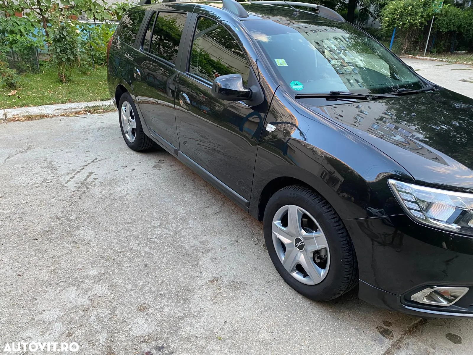 Dacia Logan MCV SCe 75 Essential - 4