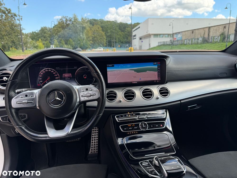 Mercedes-Benz Klasa E 220 d 4-Matic Business Edition 9G-TRONIC - 20