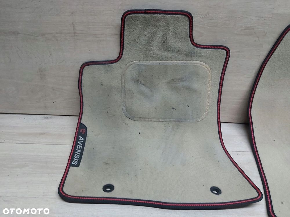 TOYOTA Avensis T25 03-08r dywanik welurowy wycieraczka przód tył - 2