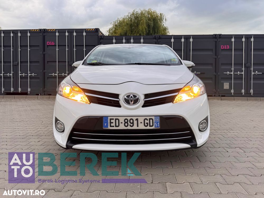 Toyota Verso - 3