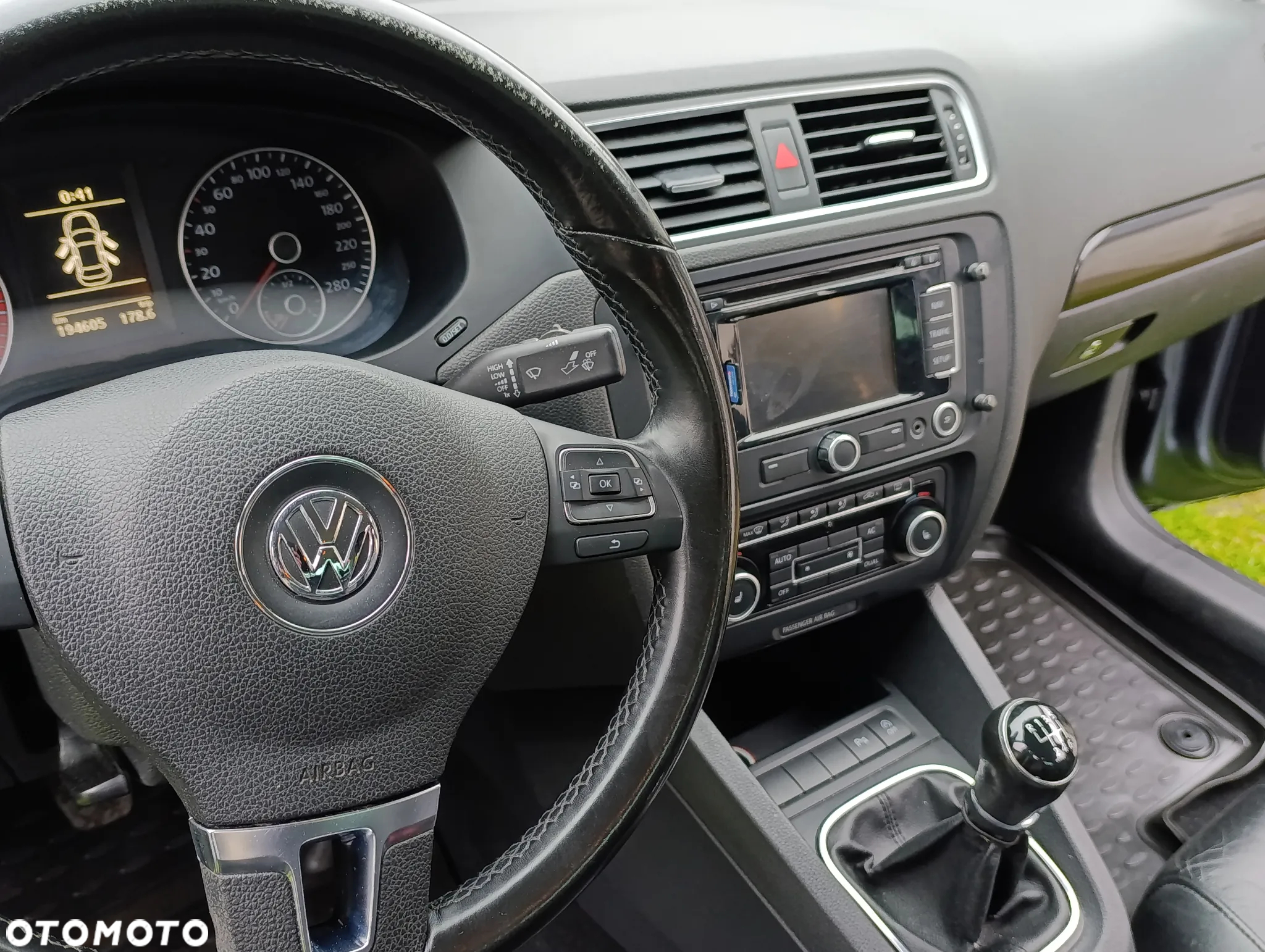Volkswagen Jetta 1.2 TSI Comfortline - 12