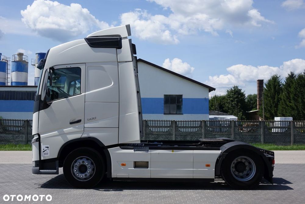 Volvo FH 500 GLOBETROTTER / EURO 6 / STANDARD / AUTOMAT / KLIMATYZACJA POSTOJOWA / LODÓWKA - 8