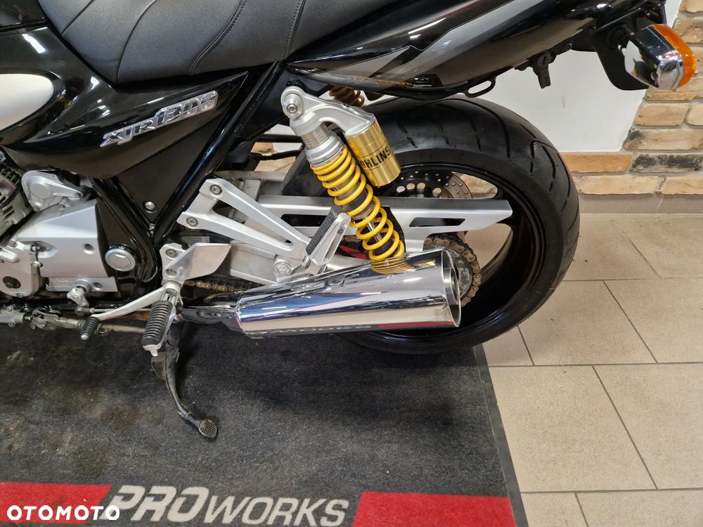 Yamaha XJR - 13