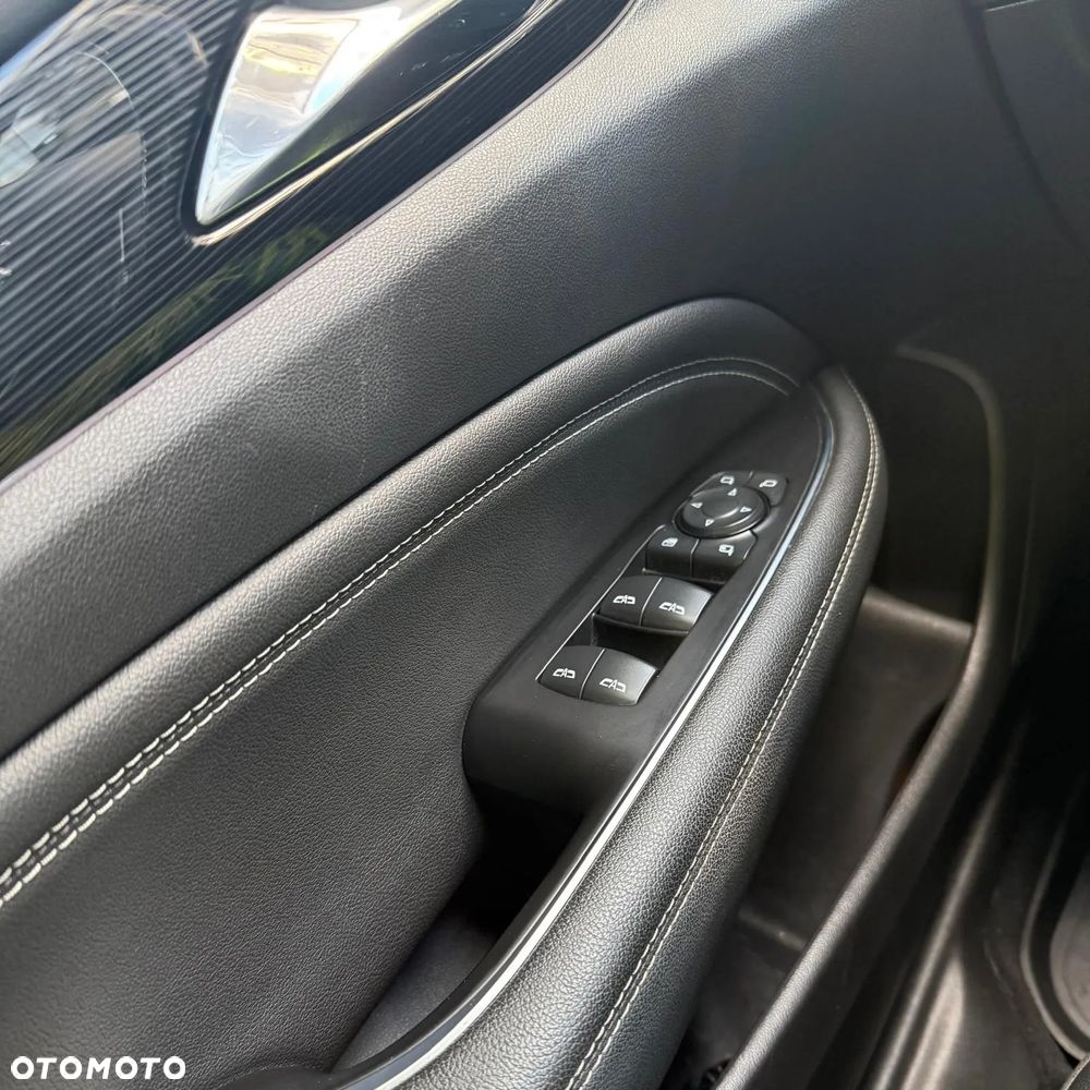 Opel Insignia 2.0 CDTI Elite S&S - 8