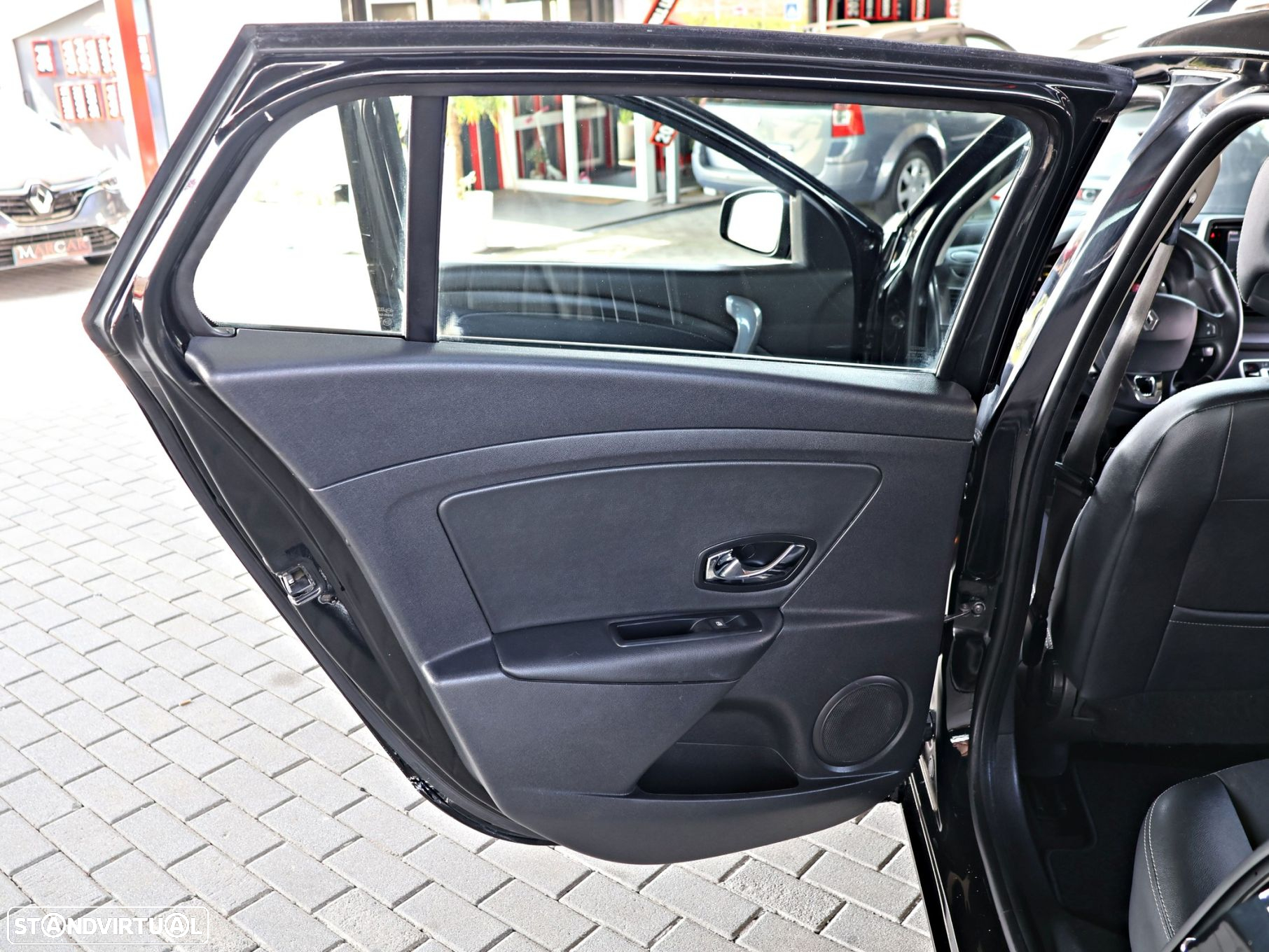 Renault Mégane Sport Tourer 1.5 dCi Confort SS - 31