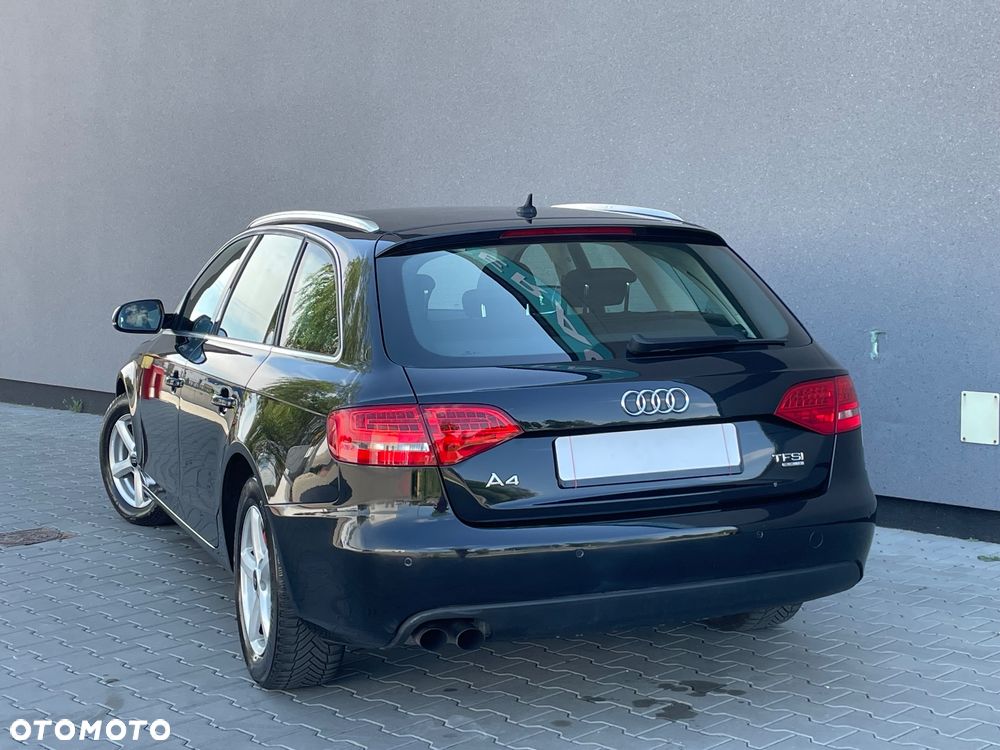 Audi A4 Avant - 4