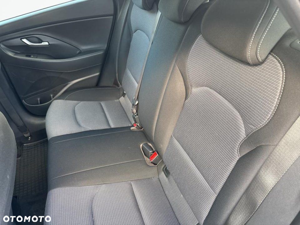 Hyundai i30 - 21